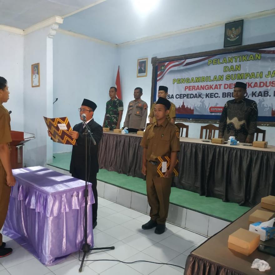 Pelantikan Kepala Dusun 6 Desa Cepedak